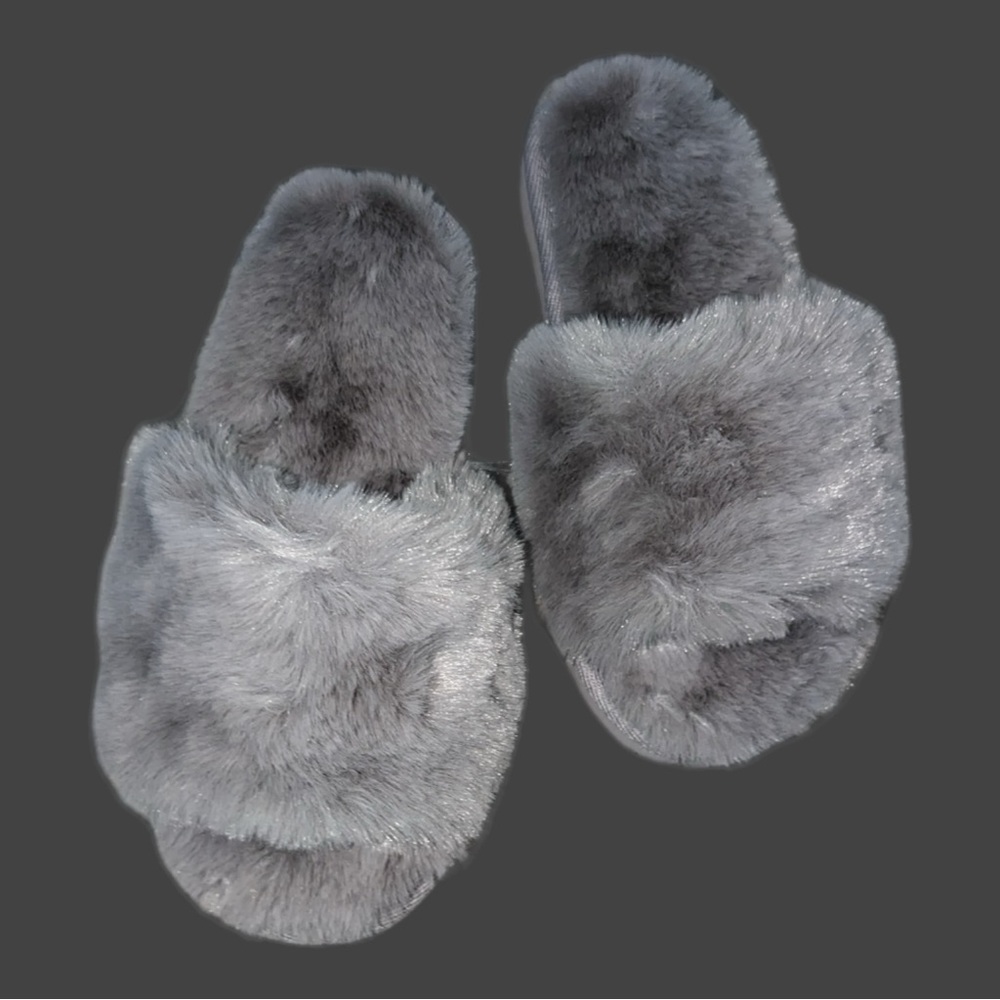 NIB; INC Yuri grey fur slippers